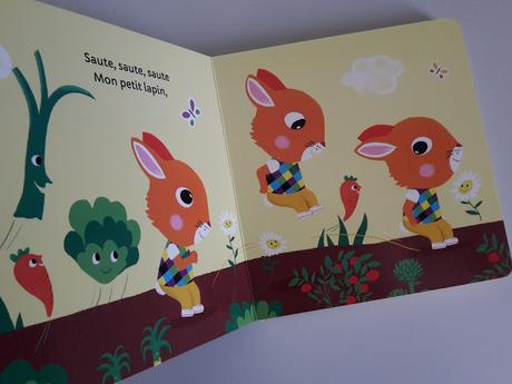 Collection Mon livre musical : Les petits poissons dans l'eau - Petit escargot - Mon petit lapin - Une poule sur un mur
