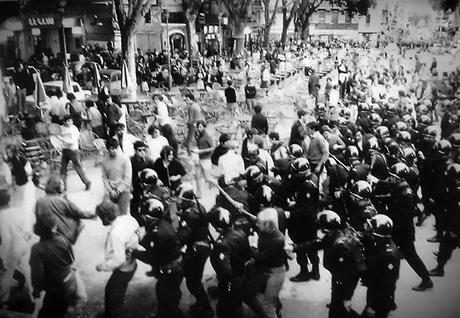 Atmousfèro 1968 plaço de la Reloge 1064857417.jpg