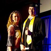 Au Delà des Murailles de Nos Fausses Vies