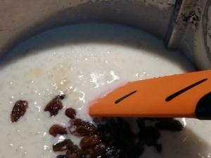 Riz au lait aux raisins et Rhum Cliquer sur les photographies pour les agrandir
