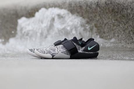 NikeLab Aqua Sock 360