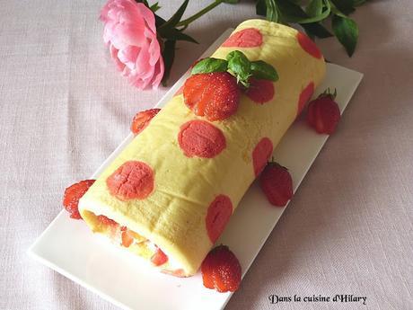 Fraisier roulé infusé au basilic - Dans la cuisine d'Hilary