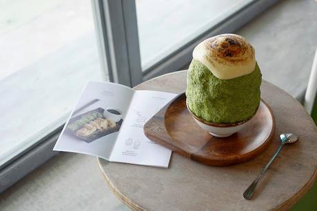 Petite bonne femme de neige en Malaisie