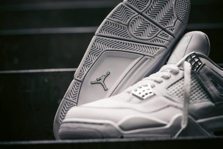 Air Jordan 4 Retro Pure Money