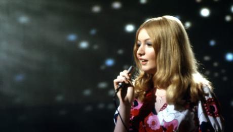 Mary Hopkin se sépare de ses souvenirs