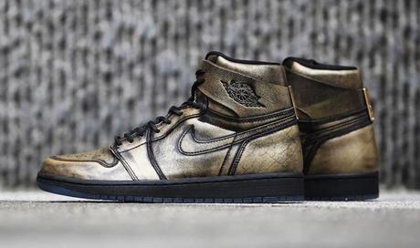 Air Jordan 1 Wings Metallic Gold