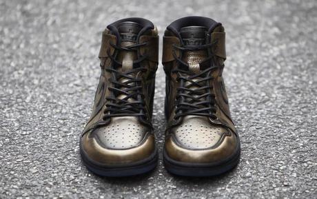 Air Jordan 1 Wings Metallic Gold