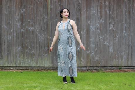 blog-mode-nantes-robe-motifs-blanche-porte