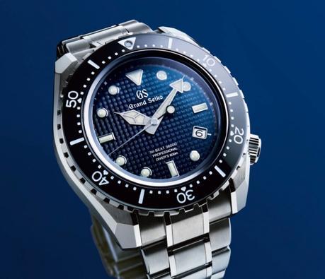 Les 10 montres à se procurer pour plonger avec style tout l’été