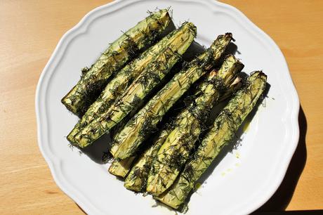 « Frites » de courgettes rôties aux herbes