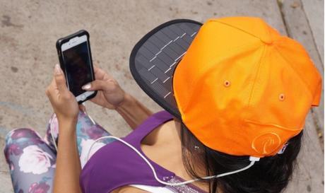 Solsol : la casquette qui recharge les smartphones