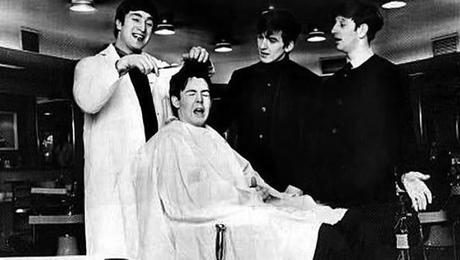 Les cheveux des Beatles adjugés 10.000 euros !