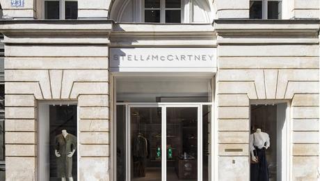 Stella McCartney se renforce à Paris et multiplie les ouvertures