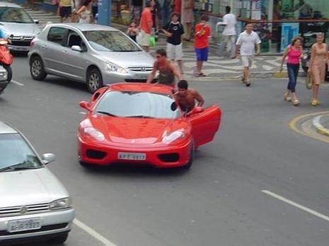 Accident d’une Ferrari