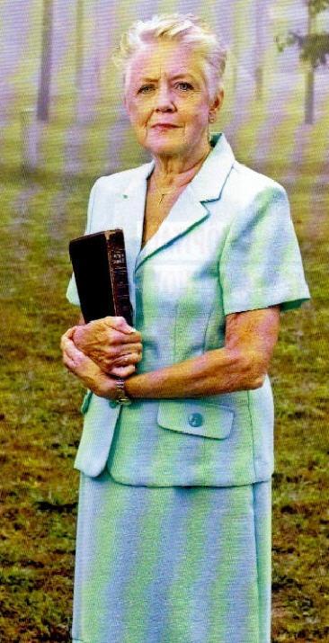 Parents d’enfants gays, lisez la triste histoire d’Anna Louise Wakefield… mary-lou-homophobie.jpg