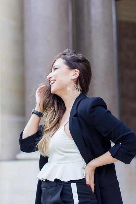 Le pantalon jogging à bandes