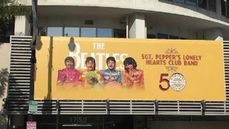 A Los Angeles, on s’apprête à célébrer Sgt. Pepper’s