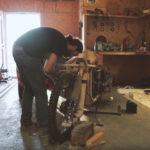 Une moto en bois qui carbure à l’algue par Peter Mooij et Mans Ritsert