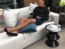 Cristiano Ronaldo détendu chez