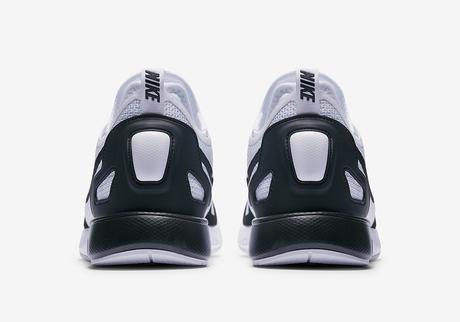 nike duellist racer white black 918228-102