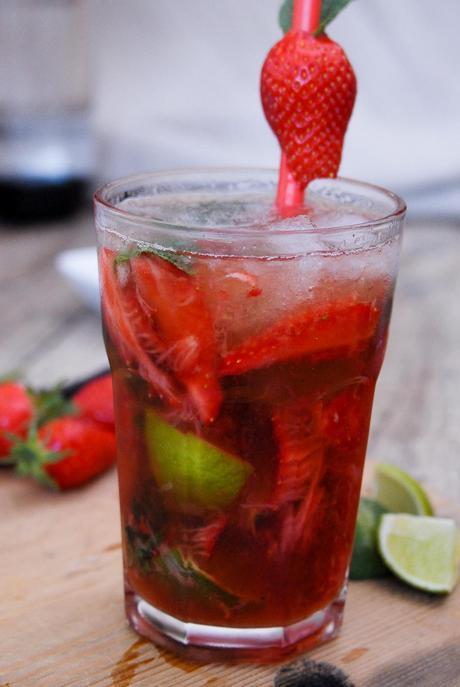 Mojito fraise, Rhum Diplomatico Planas et eau gazeuse Sodastream