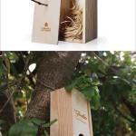 PACKAGING : This Wood Wine Box turns into a Bird House