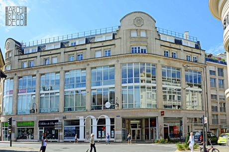 Angle de la rue de l’Arbalète et de la place du Forum