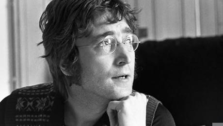 [Revue de presse] Habillez-vous comme John Lennon !