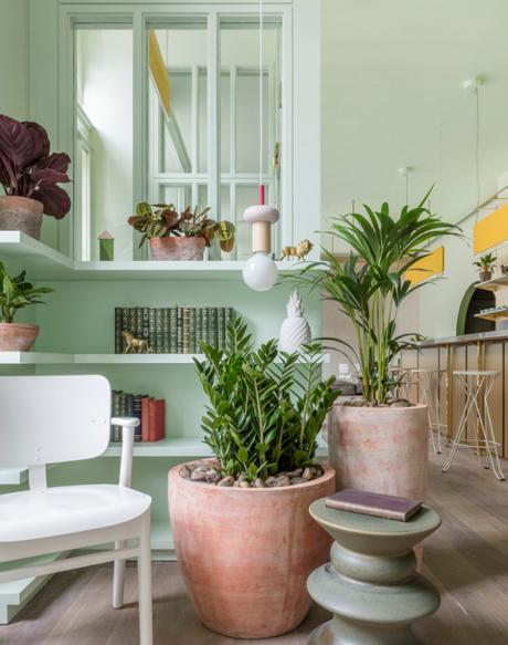 Un hôtel à la décoration tropicale et inspirante