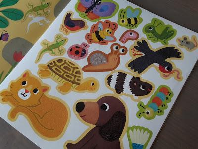 Dans sa bibliothèque il y a #5 : collection Autocollants brillants aux Editions Lito