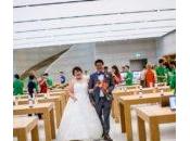 Singapour couple réalise photos mariage dans Apple Store