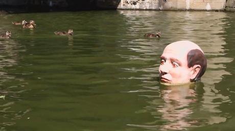 isaac cordal, street art, art urbain, ciment eclipses, installation, street artist-9