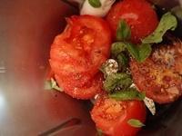 Soupe de Tomates, Basilic, ail et vinaigre balsamique Cliquer sur les photographies pour les agrandir