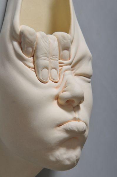 Sculptures céramiques par Johnson Tsang