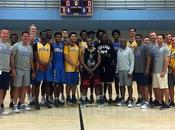Kanye West parquet basket Bruins UCLA