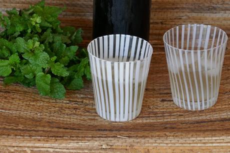 Saveurs d’enfance : sirop de menthe fait maison