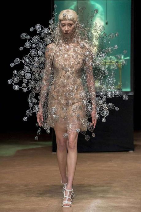 Haute Couture FW17/18 Jour 2 : Hommage et Business