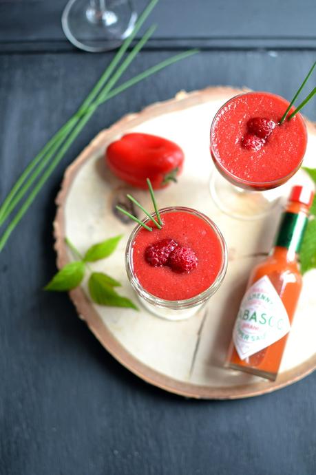 Cocktail de poivrons, framboises et sauce TABASCO® rouge { Sans alcool }