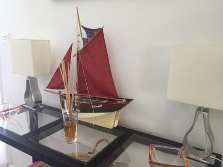 Room tour : 1 an après dans notre pièce à vivre