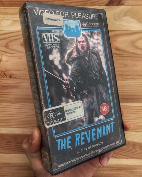 Les films et séries du moment sur des cassettes VHS.