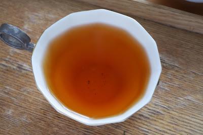 Kama-iri cha et thé noir de Gokase