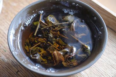 Kama-iri cha et thé noir de Gokase
