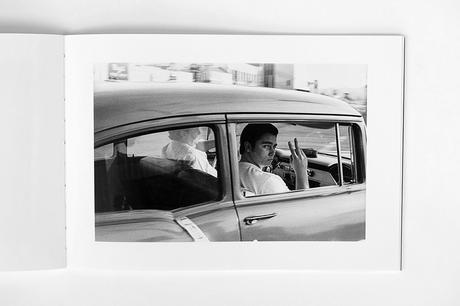 MIKE MANDEL – PEOPLE IN CARS