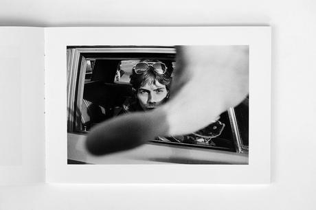 MIKE MANDEL – PEOPLE IN CARS