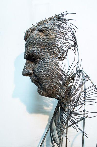 Sculptures métalliques par Darius Hulea