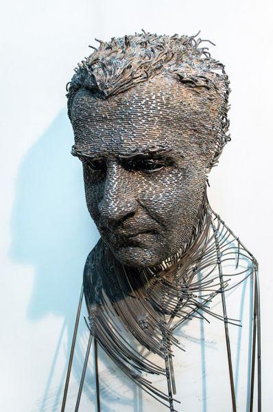 Sculptures métalliques par Darius Hulea