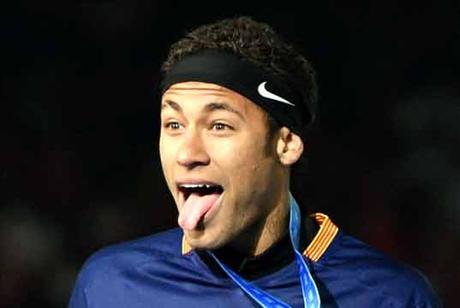 Le nouveau but de Neymar cette nuit face à Manchester United !