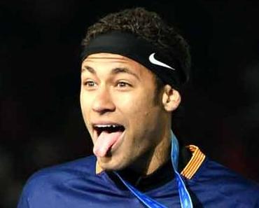 Le PSG commence déjà à floquer des maillots Neymar !!