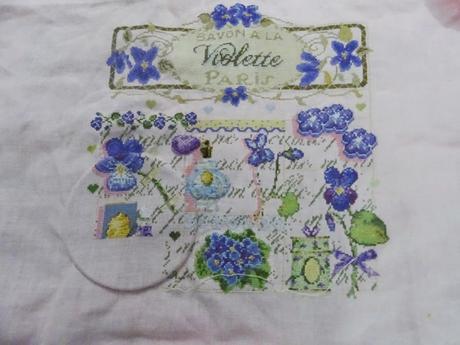 Savon à la violette Madame la fée au 2 août 2017 Savon à la violette Madame la fée au 2 août 2017