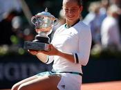 lauréate Roland-Garros, Jelena Ostapenko, samba dans peau